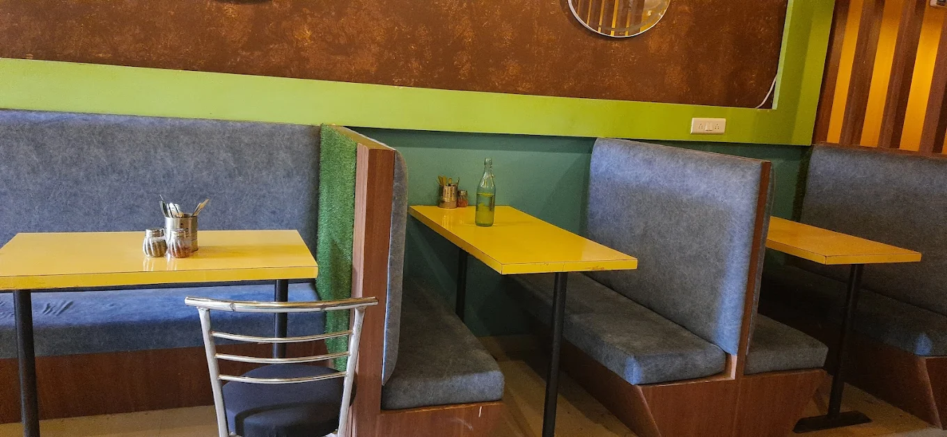 The dazy cafe & restrorant fast food chopaty in Dausa
